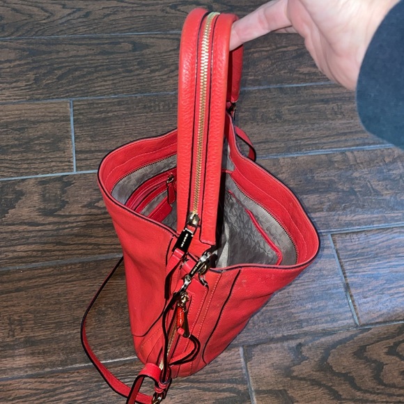 Large Michael red leather crossbody by Michael Kors - Picture 7 of 10